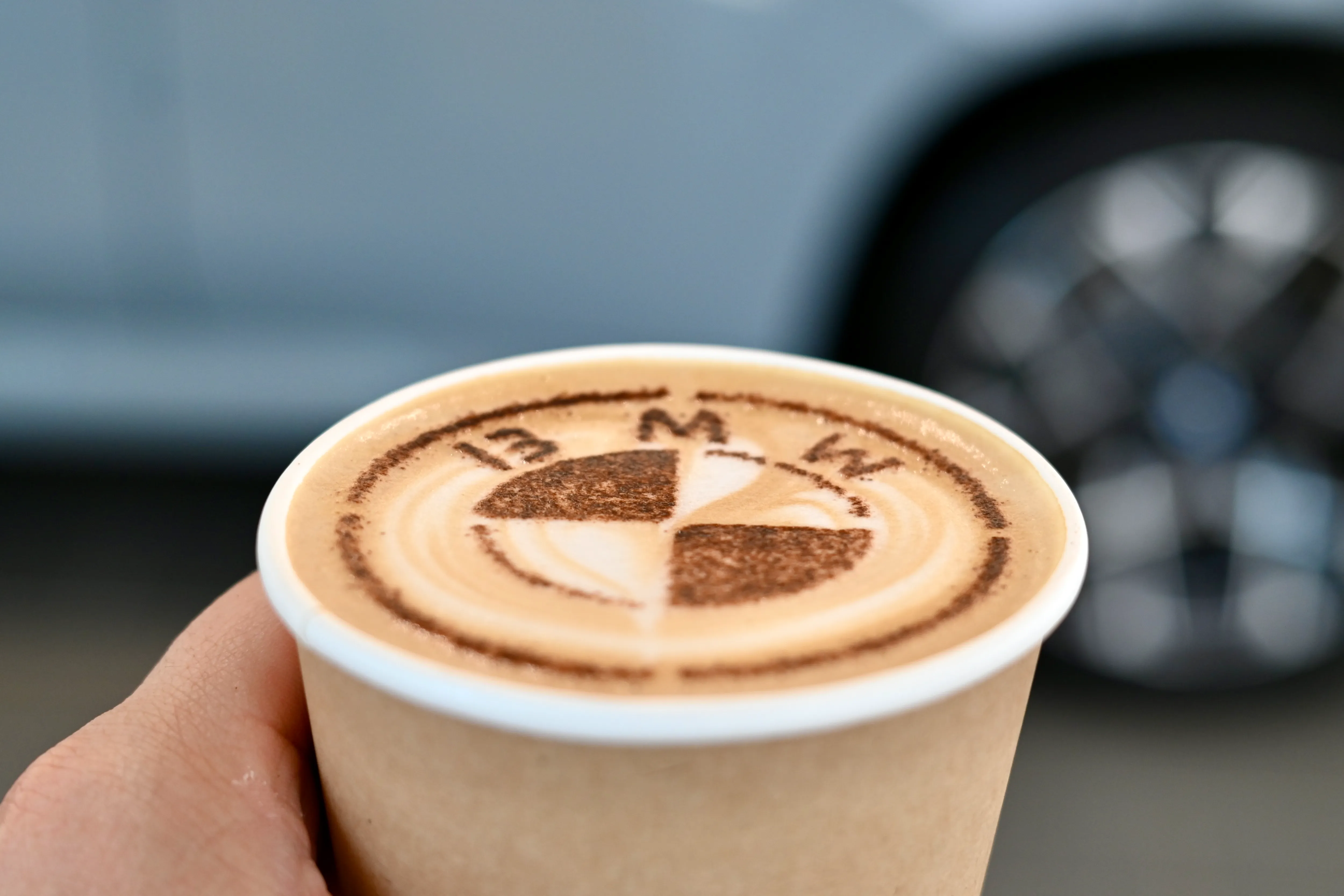 池袋BMW 様の出張バリスタサービス 写真4